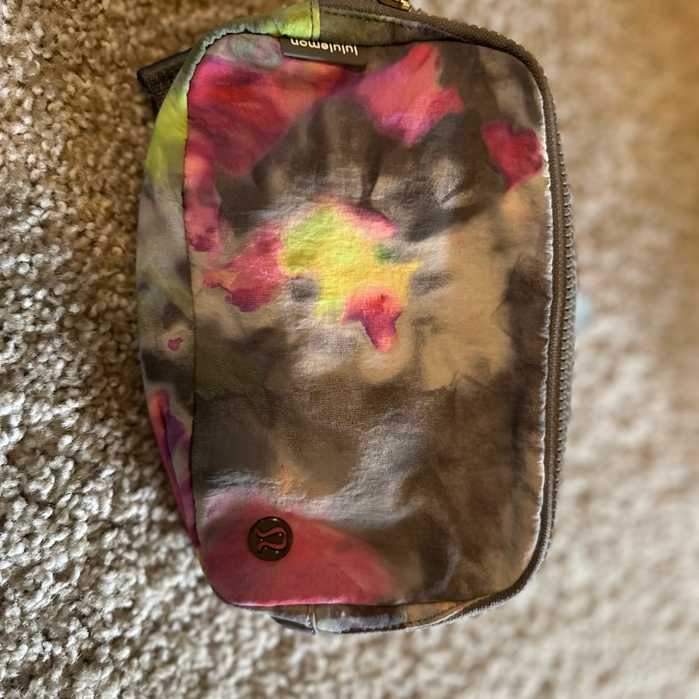 Lululemon Tie-Dye Pouch